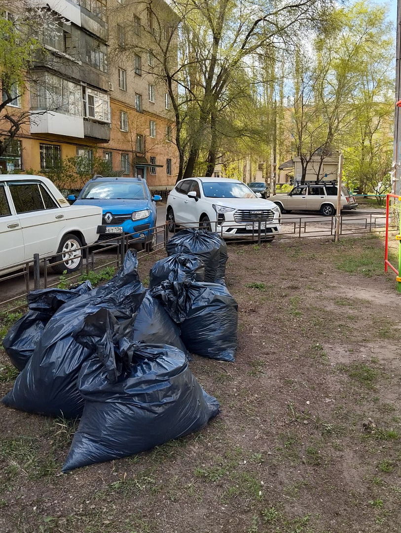 Субботник на Ленинском проспекте | 15.04.2024 | Воронеж - БезФормата